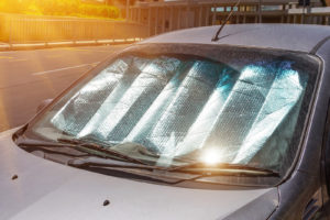 protecting you car from sun with car's windshield